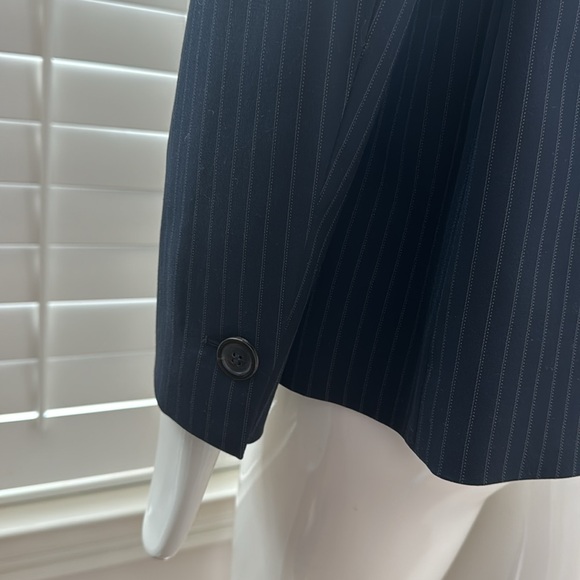 Armani Pin striped Blazer, NEW with TAG🔥 - Picture 8 of 10